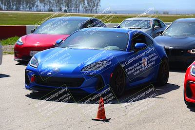 media/Apr-01-2023-Speed Ventures(Sat) [[0a098caa64]]/Yellow Group/Grids/